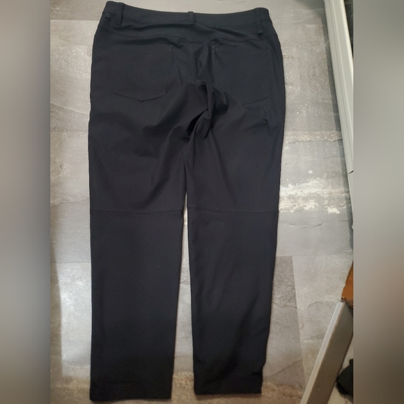 Lululemon ABC Slim *Warpstreme. Black. 27" Inseam. Men Size 32. - Picture 4 of 14